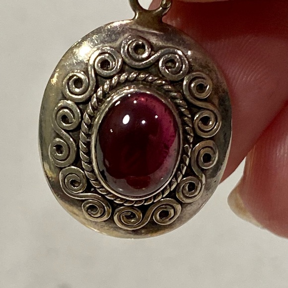 90’s Real Silver + Semi Precious Amethyst Pendant - Picture 10 of 12